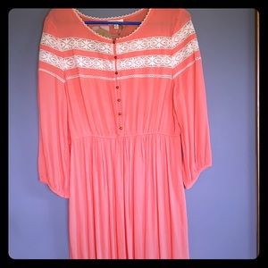 NWT, Coral dress with lace detail